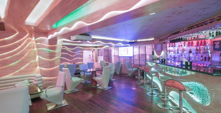 Taurus Sarovar Portico New Delhi Exterior photo
